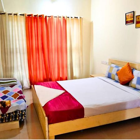 Golden Magnolia Homestay Bangalore Exterior photo
